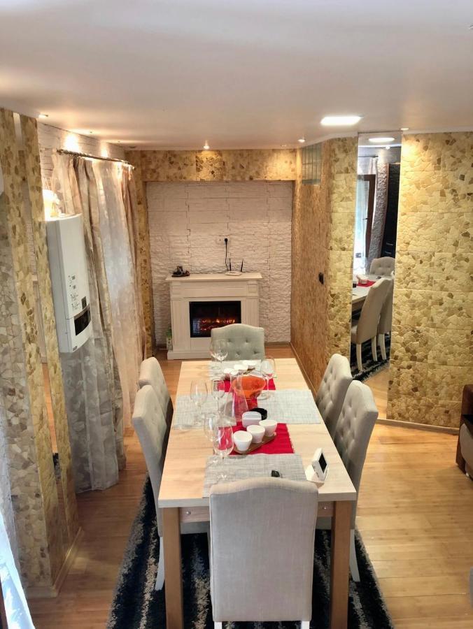 Bella Casa Apartments Фегераш Екстер'єр фото