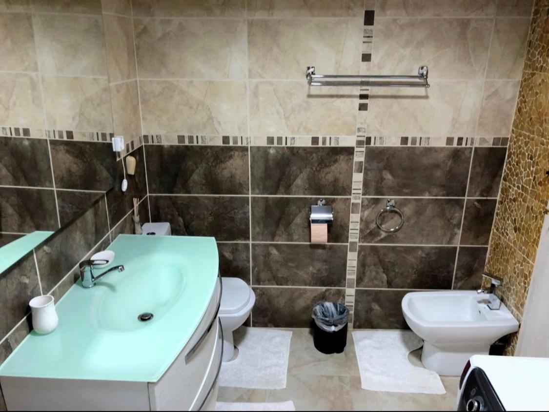 Bella Casa Apartments Фегераш Екстер'єр фото